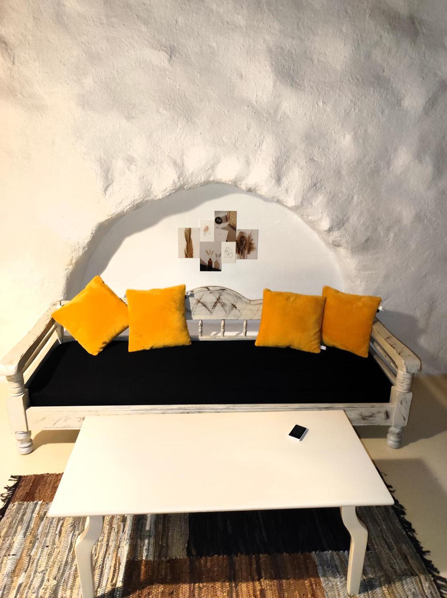 Pyrgi Artemis Place Mykonos Town ภายนอก รูปภาพ